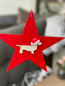 Preview: Samtstern rot mit Weihnachtsdackel