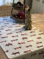 Preview: Tischläufer mit Weihnachtsdackel