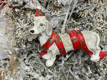 Dackelanhänger im Weihnachtsschal