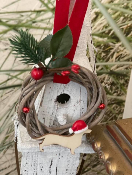 Türkränzchen mit Weihnachtsdackel