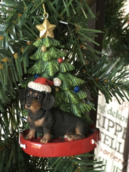 Dackelanhänger mit Tannenbaum