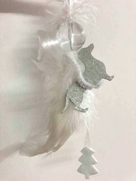 Federengel mit Silberdackel