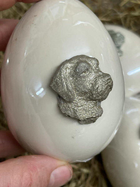 Perlmuttei mit 3D Rauhaardackelkopf