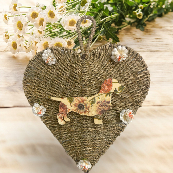 Herz aus Seegras mit Blumenrauhi